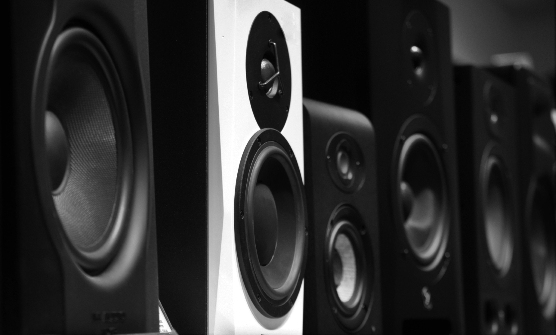 Passive vs Active Sound Systems: Which is Right for You?